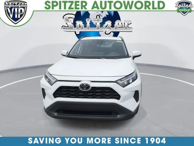 Used 2024 White Toyota XLE image 3