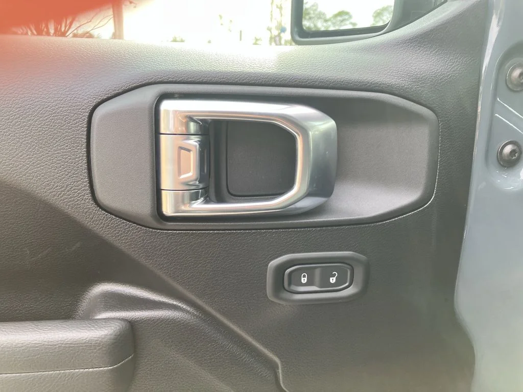 2026 Jeep Wrangler 2-Door Sport - Photo 17