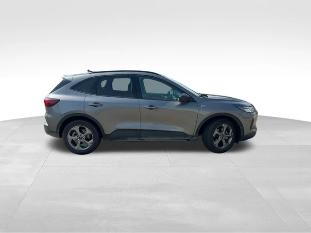 Used 2025 Gray Ford ST-Line image 7