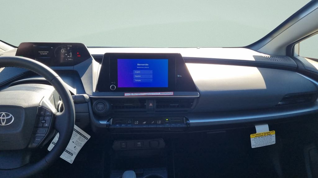 New 2027 Wind Chill Pearl <sup>1</sup> Toyota  LE image 14
