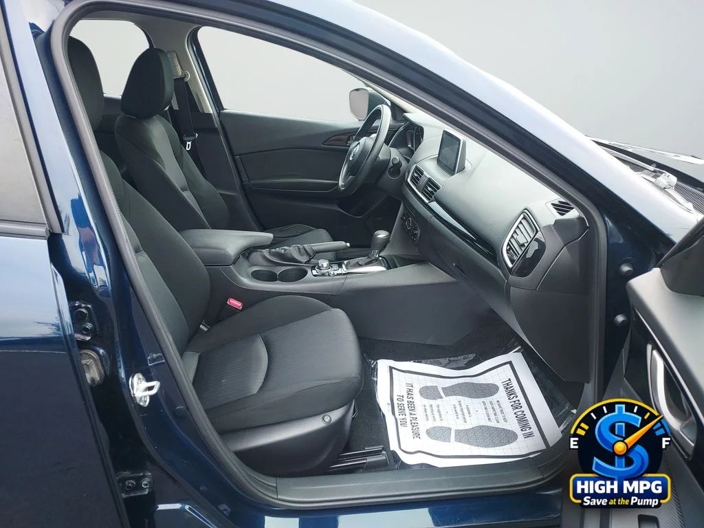 Used 2016 Blue Mazda i Sport image 19