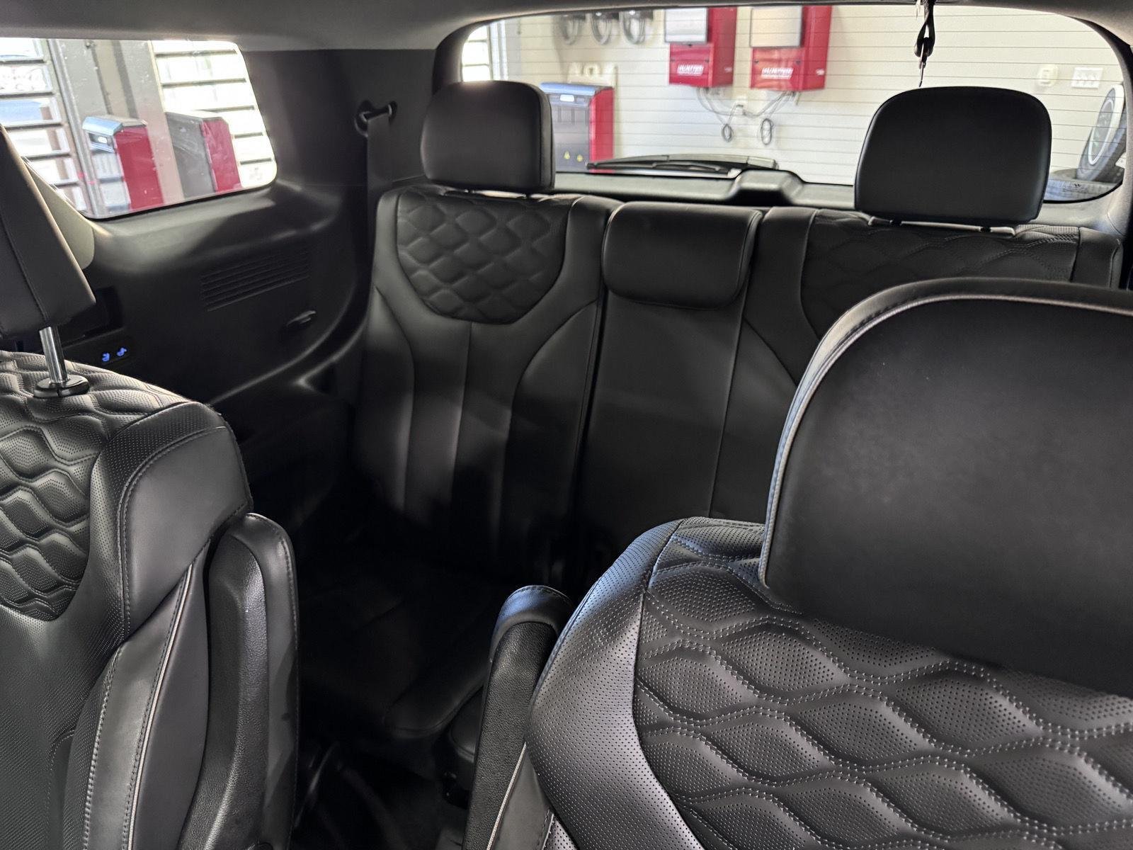 Used 2021 Moonlight Cloud Hyundai Limited image 22