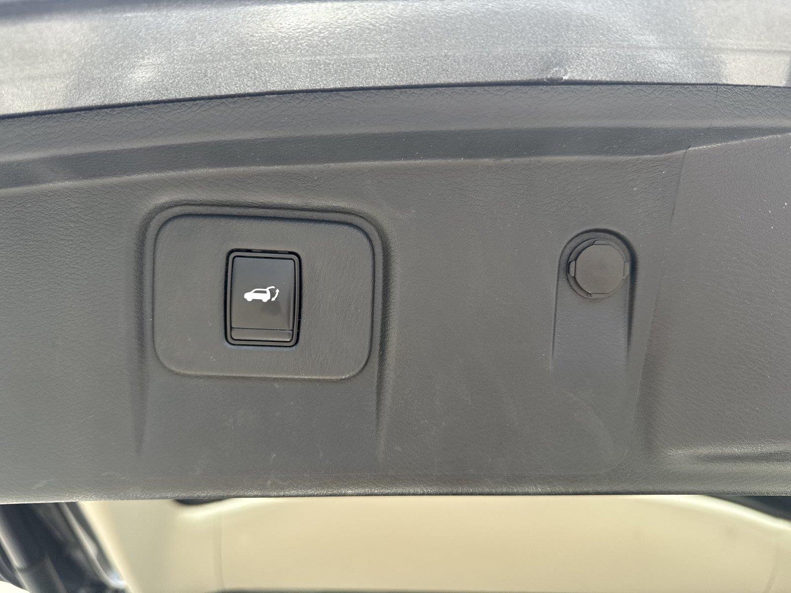 Used 2024 Gun Metallic Nissan Platinum image 28