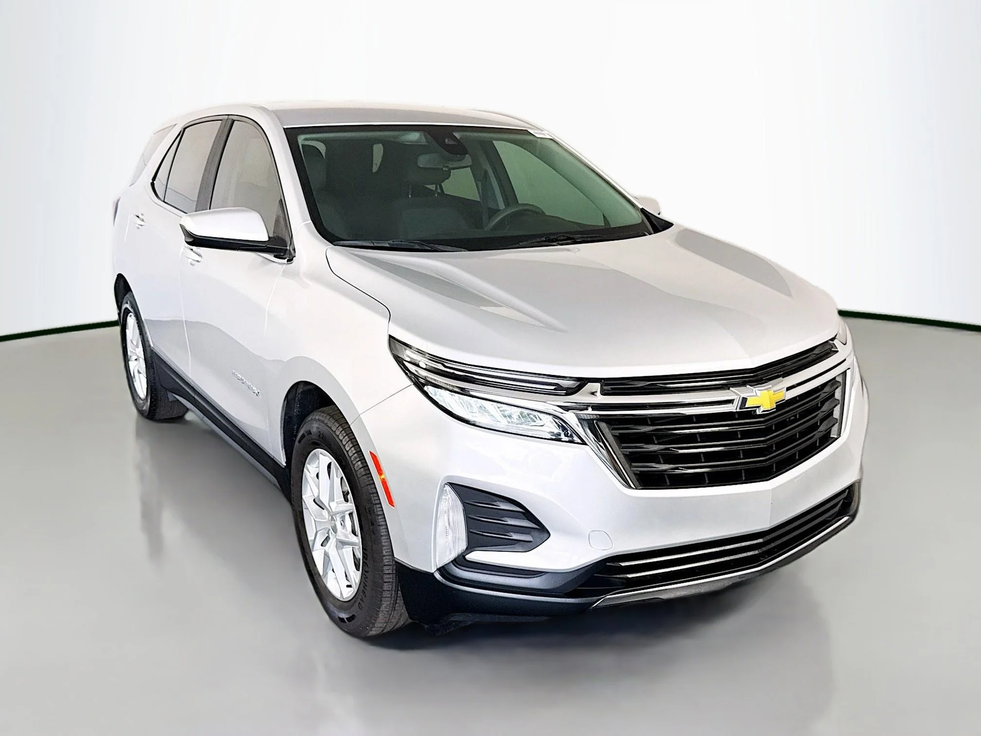Used 2022 Silver Ice Metallic Chevrolet LT image 1