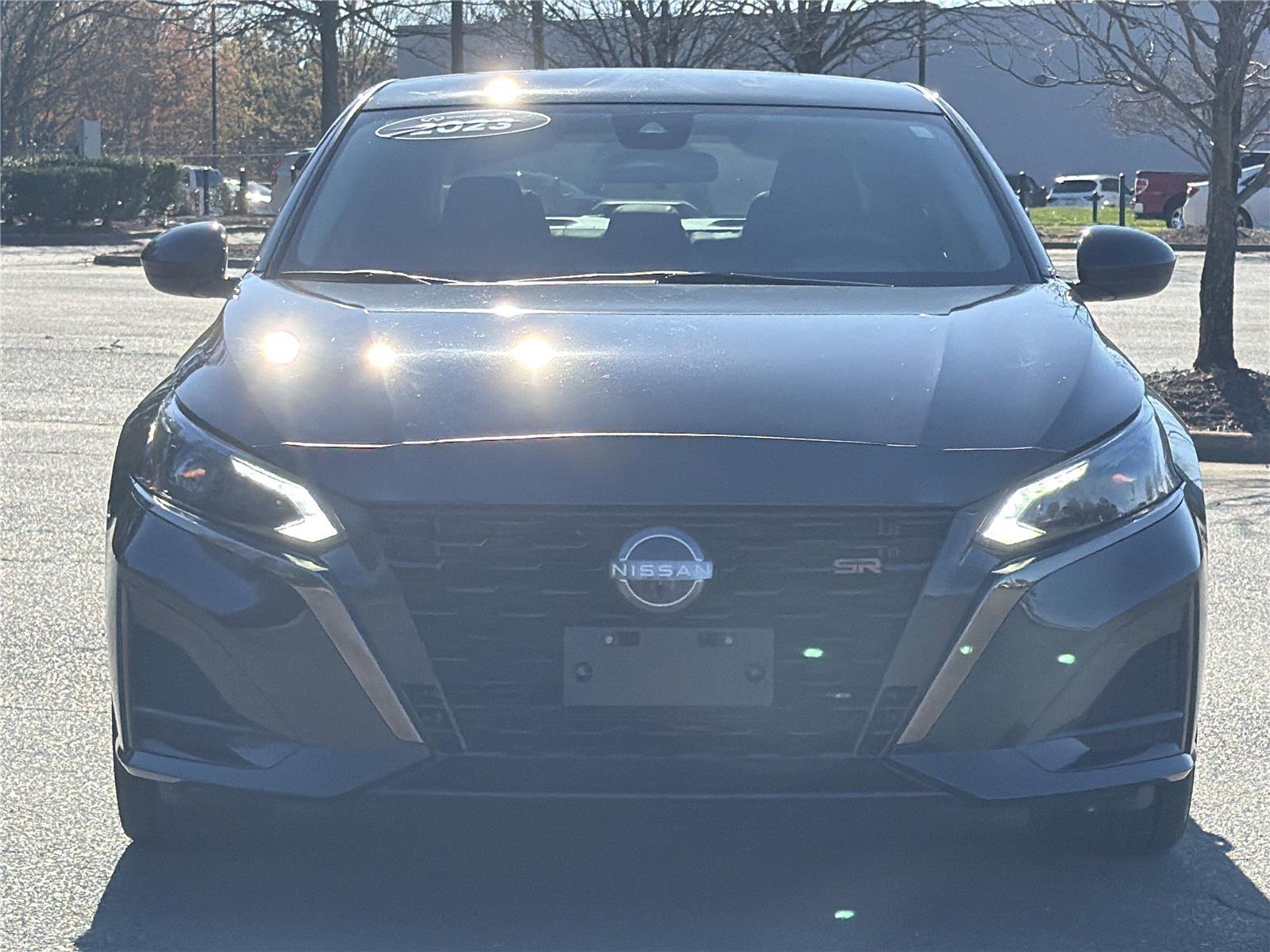 Used 2023 Super Black Nissan 2.5 SR image 27