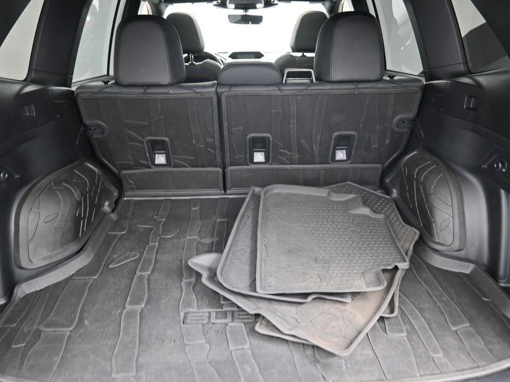 Used 2023 Crystal White Pearl Subaru Wilderness image 31