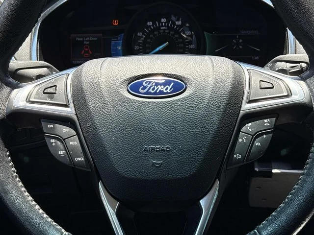 Used 2016 Blue Ford Titanium image 15