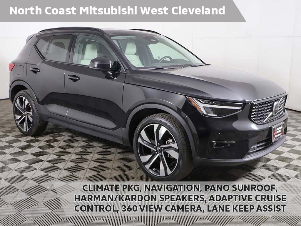 2024 Volvo XC40 Plus