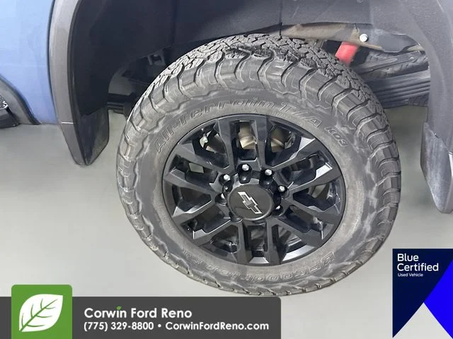 Certified Used 2025 Lakeshore Blue Metallic Chevrolet LT image 33