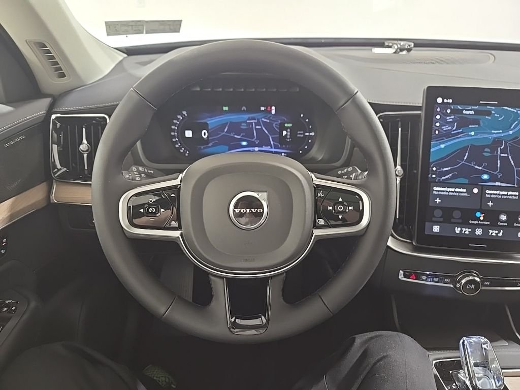 2026 Volvo XC90 Plus - Photo 12