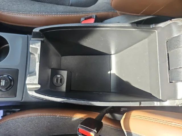 Used 2021 Silver Ford Outer Banks image 26