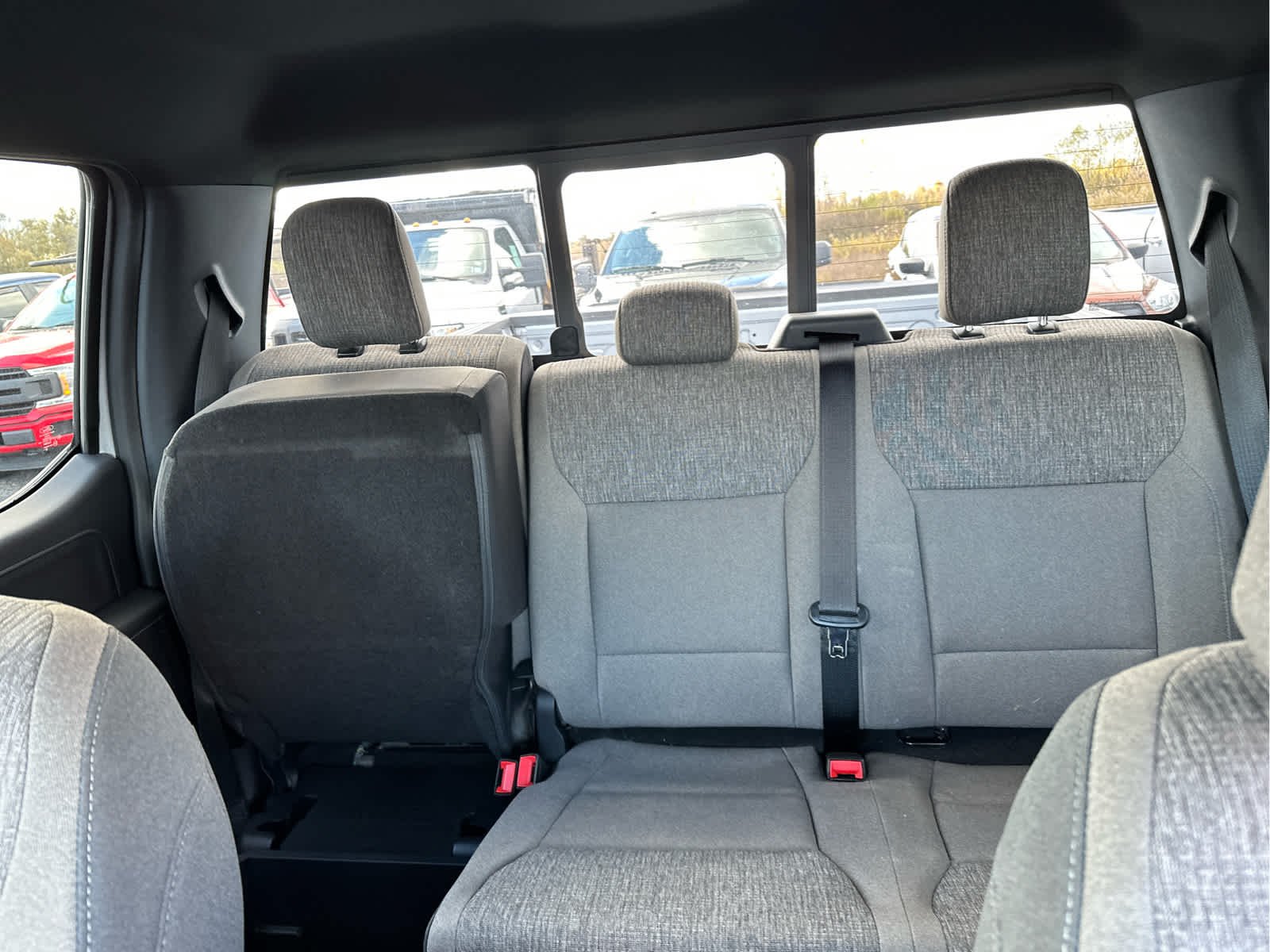 2025 Ford F-150 XLT - Photo 15