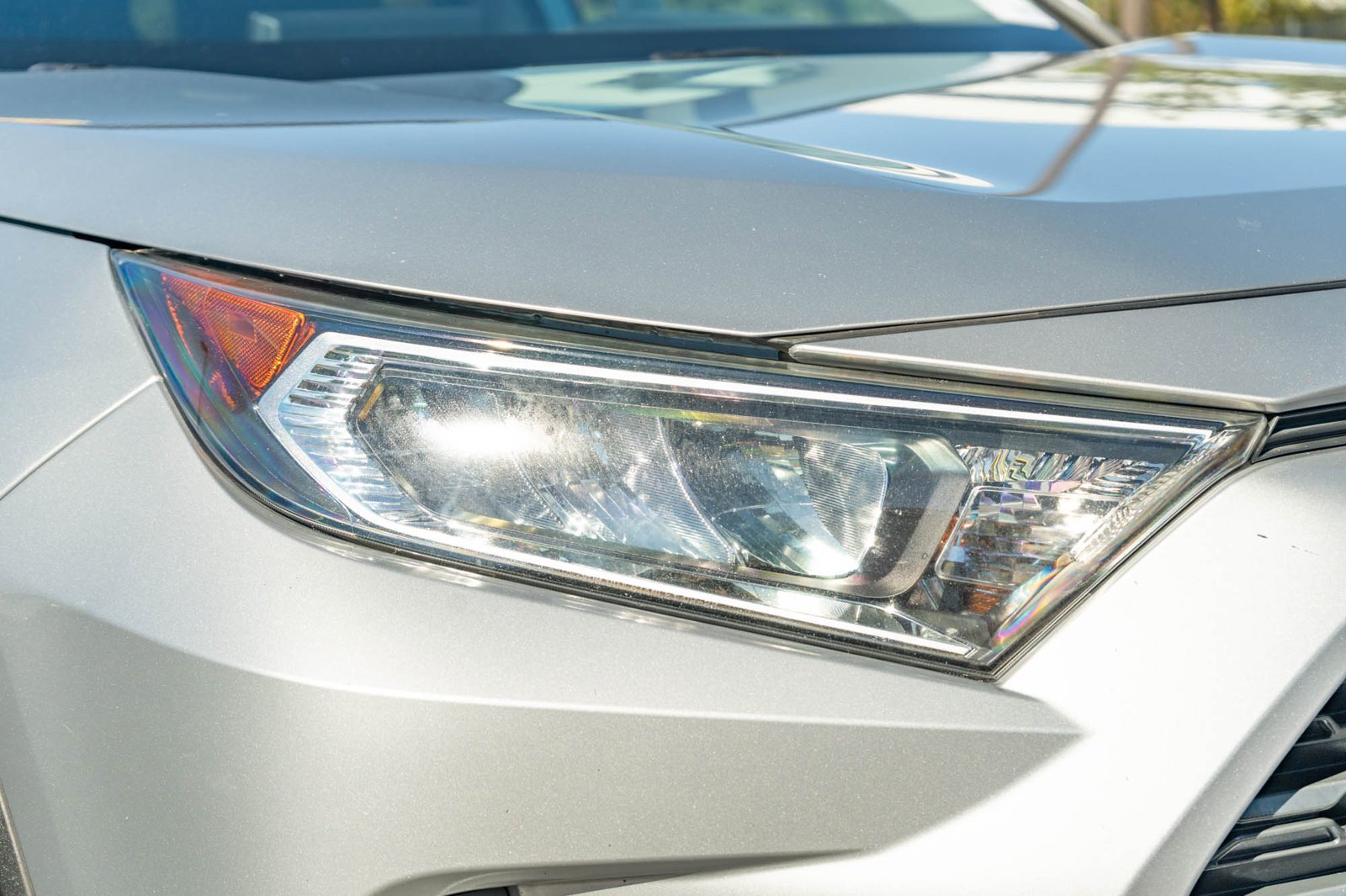 Used 2019 Silver Sky Metallic Toyota XLE image 13