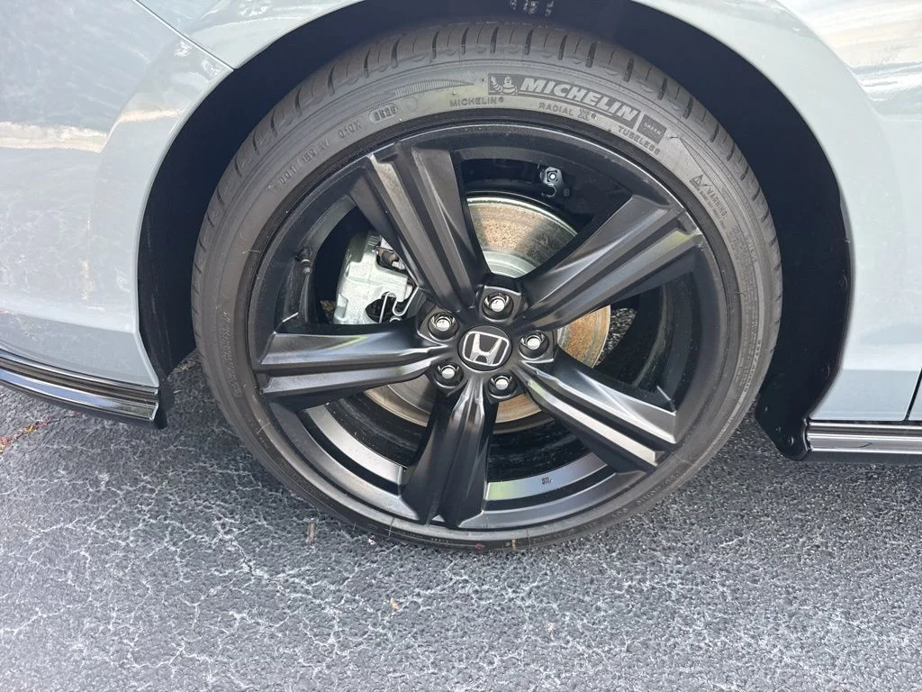 New 2026 Urban Gray Pearl Honda Sport-L image 10