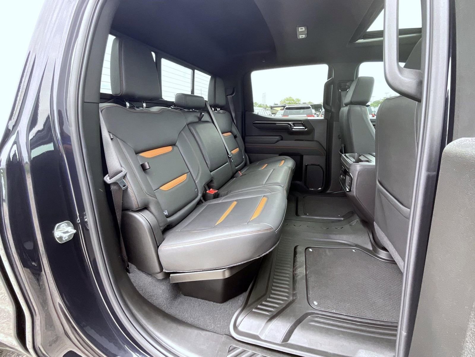 2025 GMC Sierra 1500 AT4 - Photo 18