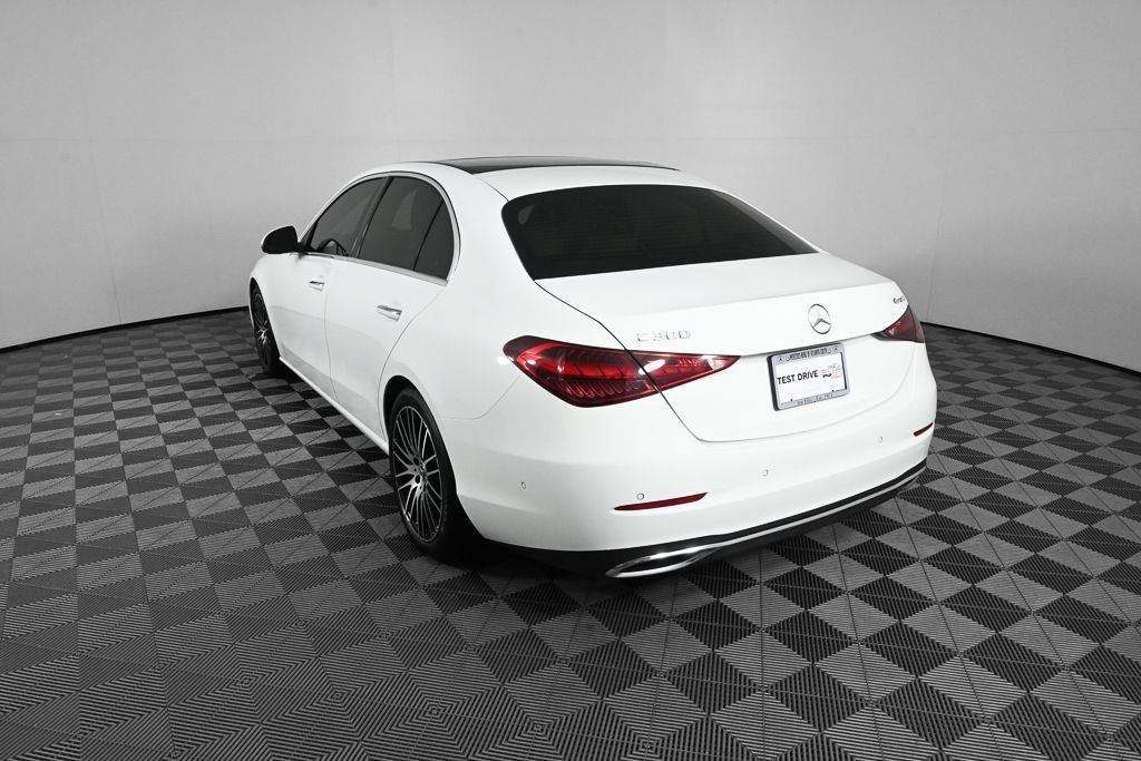 Used 2022  Mercedes-Benz C 300 image 4