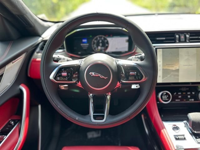 2026 Jaguar F-Pace R-Dynamic S - Photo 25