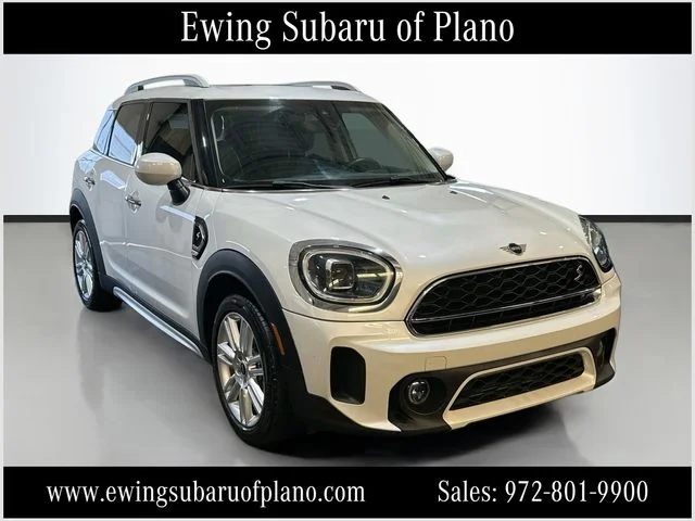 Used 2024 White MINI Classic image 1