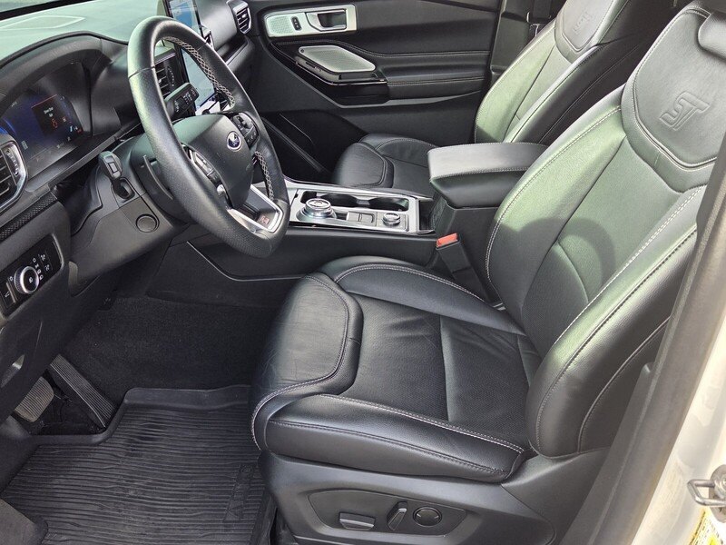 Used 2023 White Metallic FORD ST 4WD image 10