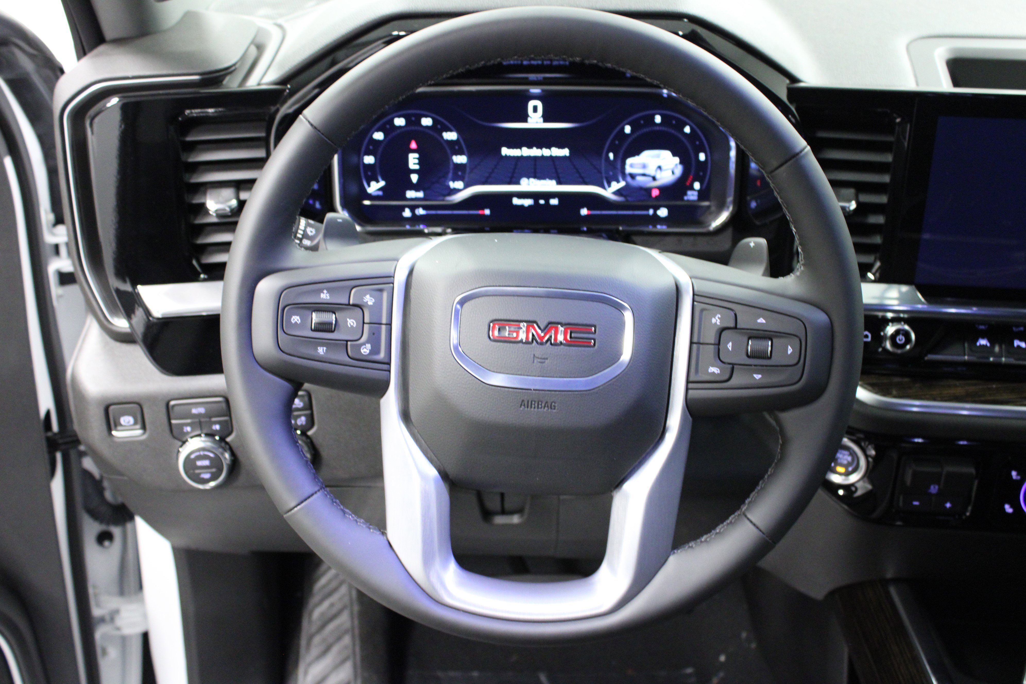 2025 GMC Sierra 1500 Elevation - Photo 16