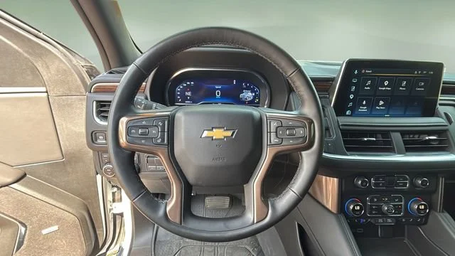 Used 2024 Summit White Chevrolet High Country image 11