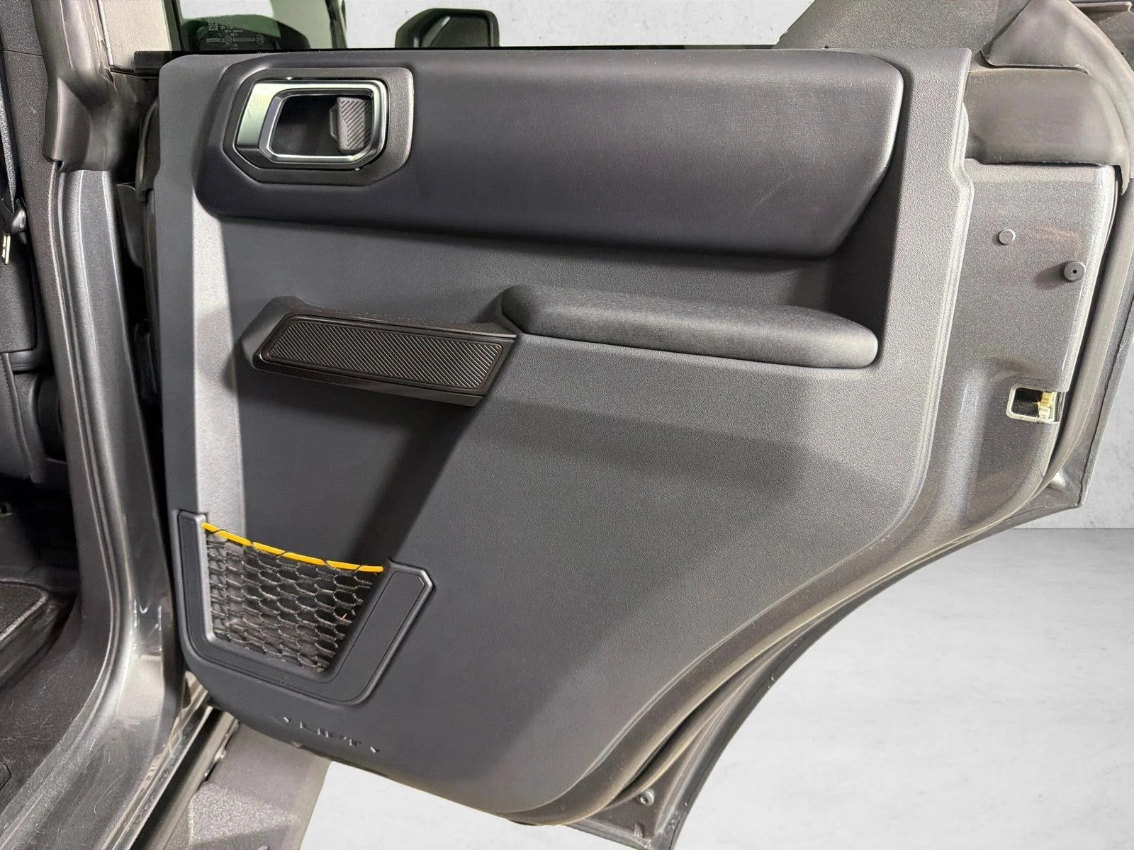 Used 2024 Gray Ford Badlands image 17