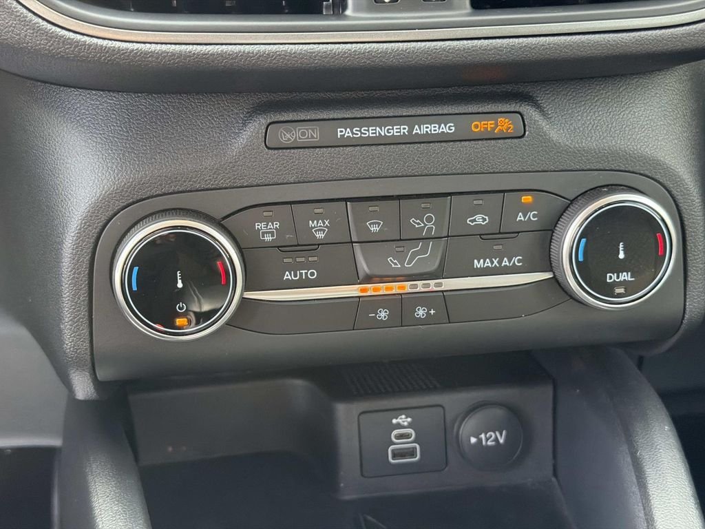 Used 2025 Silver Ford Active image 25
