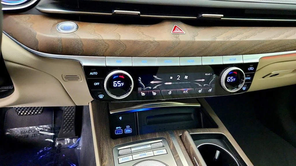 Used 2021 Savile Silver Genesis 2.5T RWD Prestige w/ Panoramic Sunroof & Lexicon Audio image 19