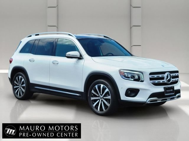 2023 Mercedes-Benz GLB GLB 250 4MATIC's photo