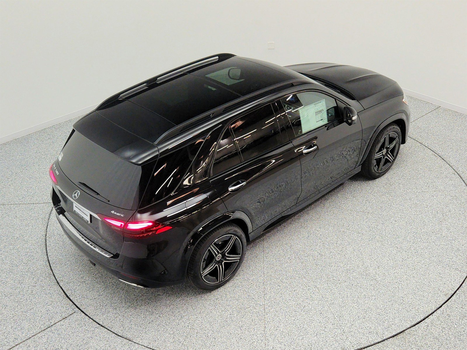 New 2026 Obsidian Black Metallic Mercedes-Benz GLE 580 4MATIC® SUV image 50