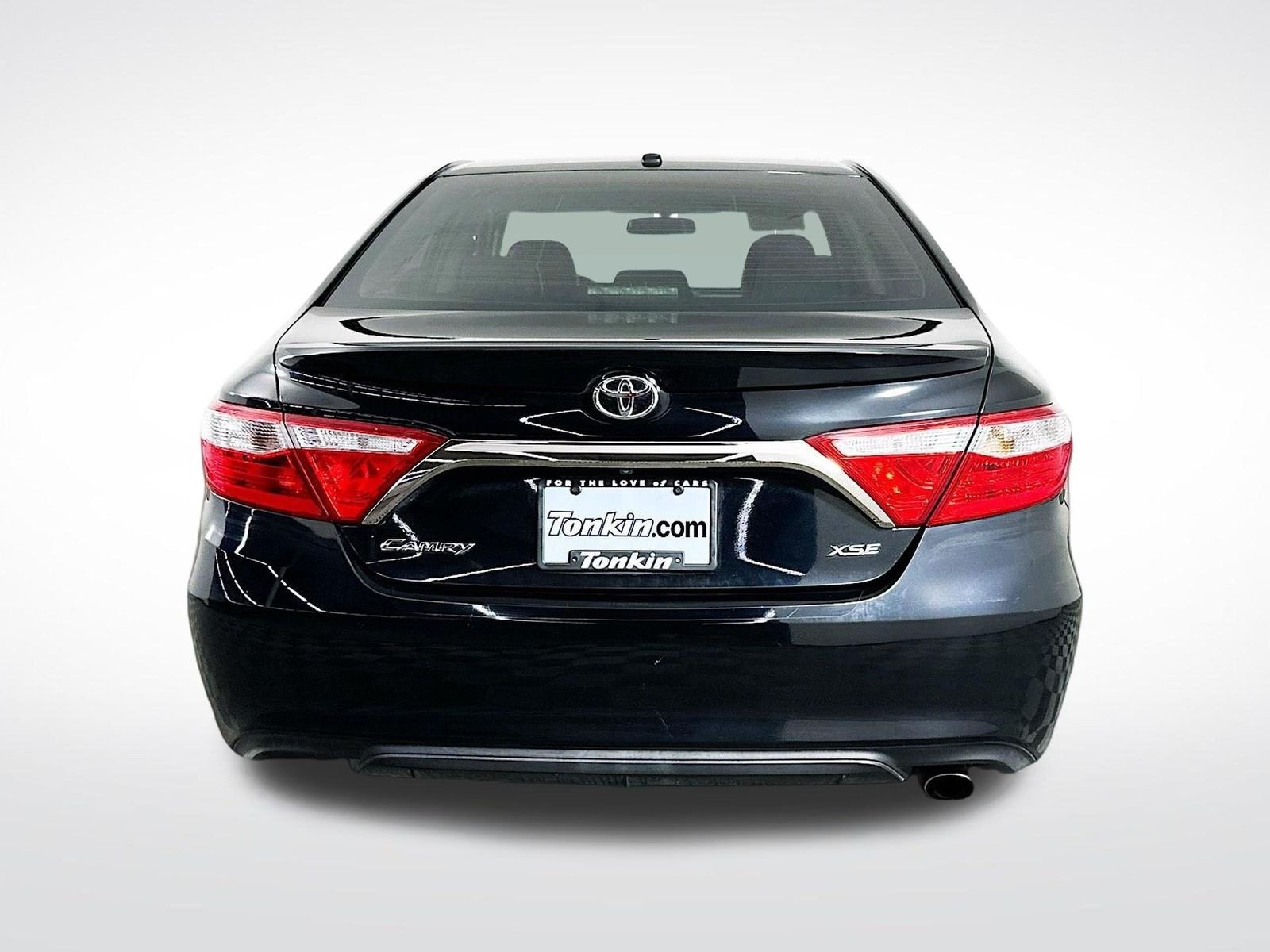 Used 2017 Midnight Black Metallic Toyota XSE image 7