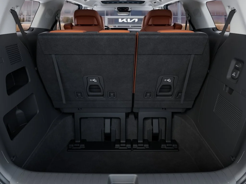 New 2027 Blue Kia SX Passenger image 19
