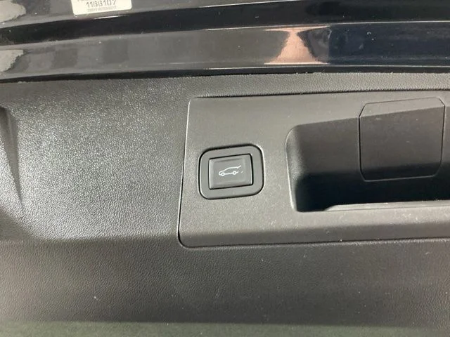 Used 2019 Black Cadillac Platinum image 30