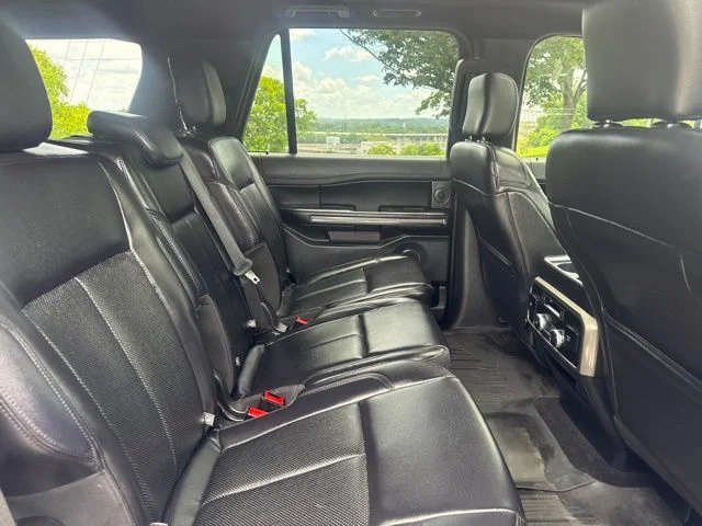 Used 2019 Silver Ford XLT image 11
