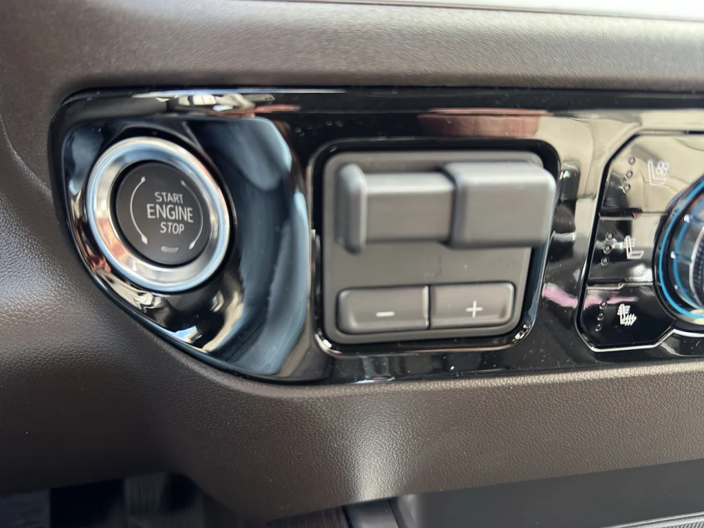 2026 GMC Sierra 1500 SLT - Photo 26