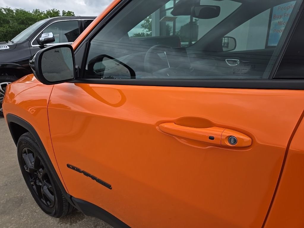 New 2026 Joose Exterior Paint Jeep Latitude image 25