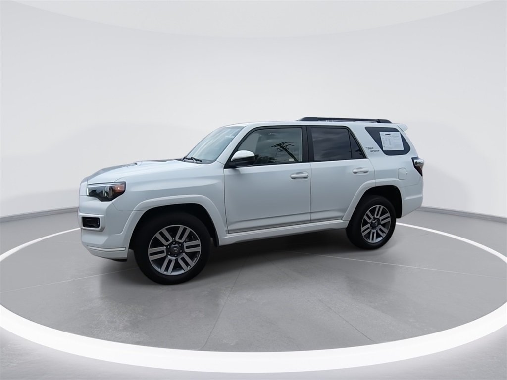 2024 Toyota 4Runner TRD Sport photo 2