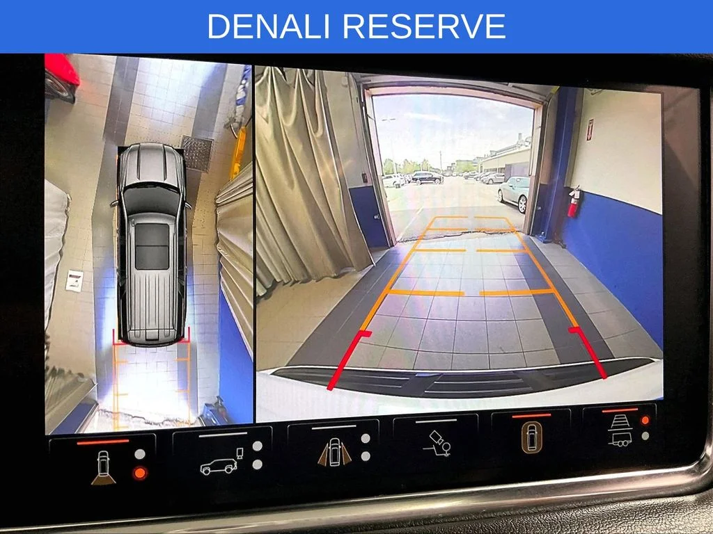 Used 2024 White GMC Denali image 20