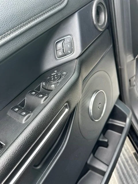 Used 2021 Black Metallic Ford Limited image 16