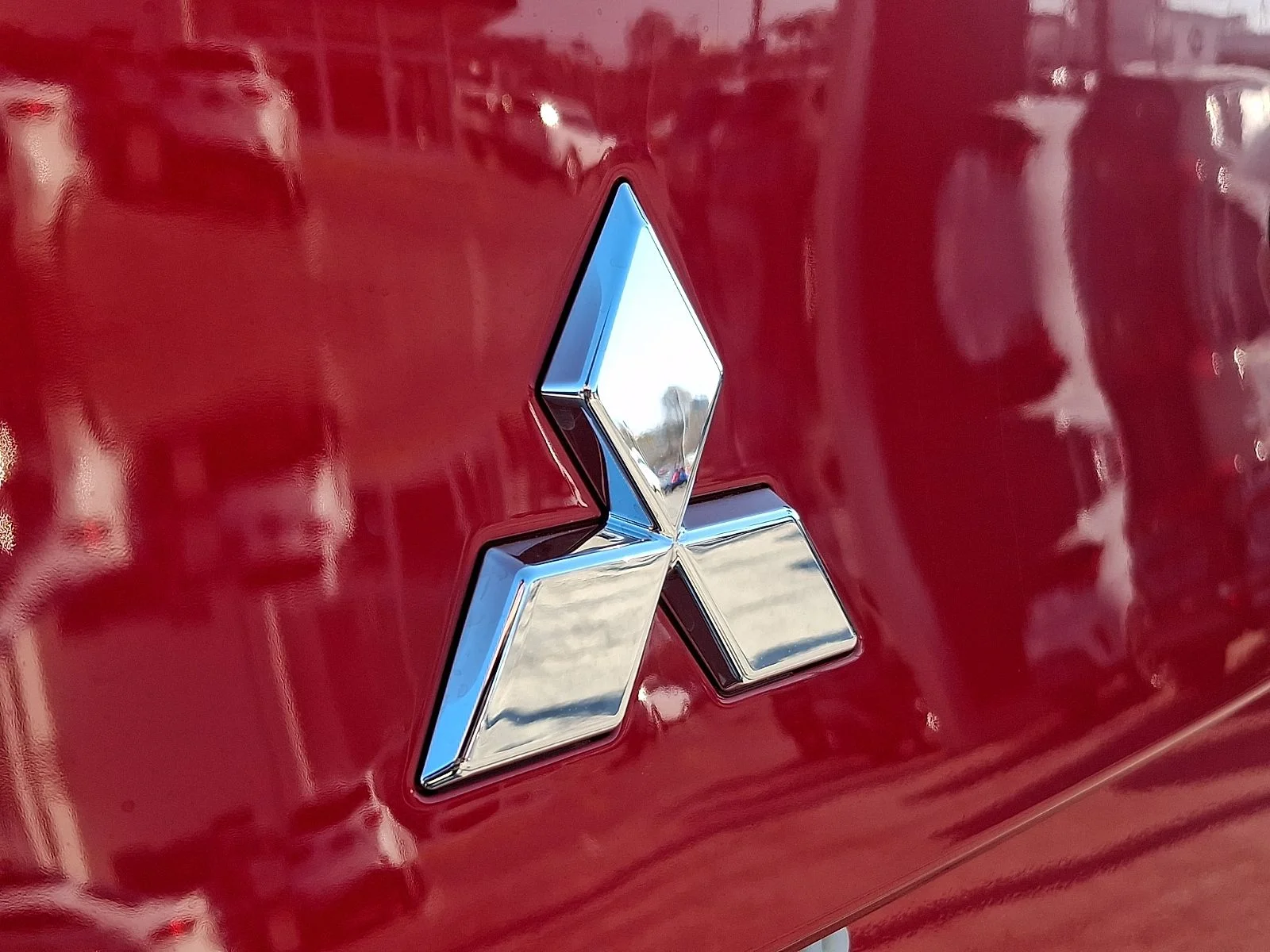 New 2026 Red Mitsubishi ES image 23