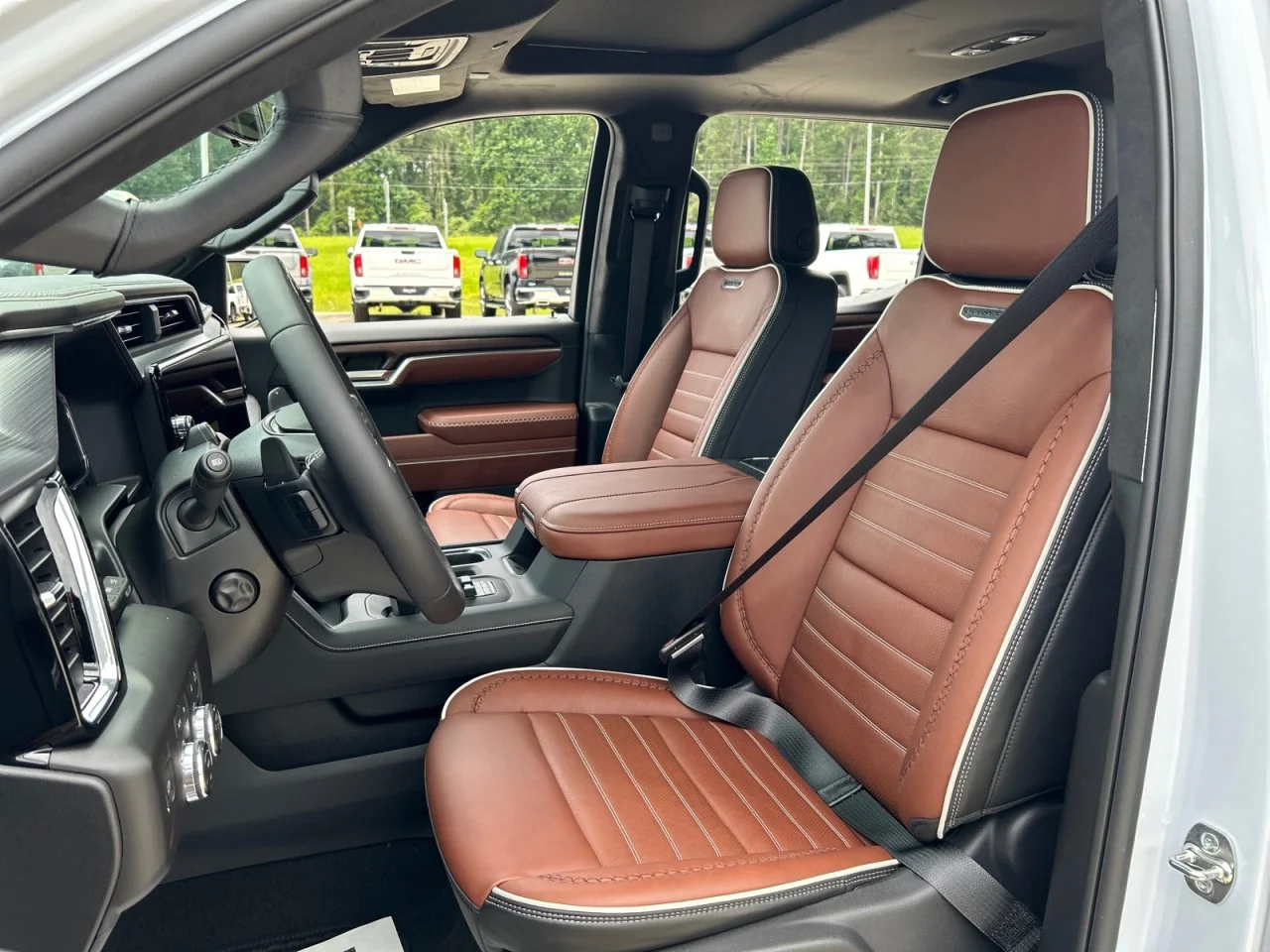 New 2026 Glacier White Tricoat GMC Denali Ultimate image 19