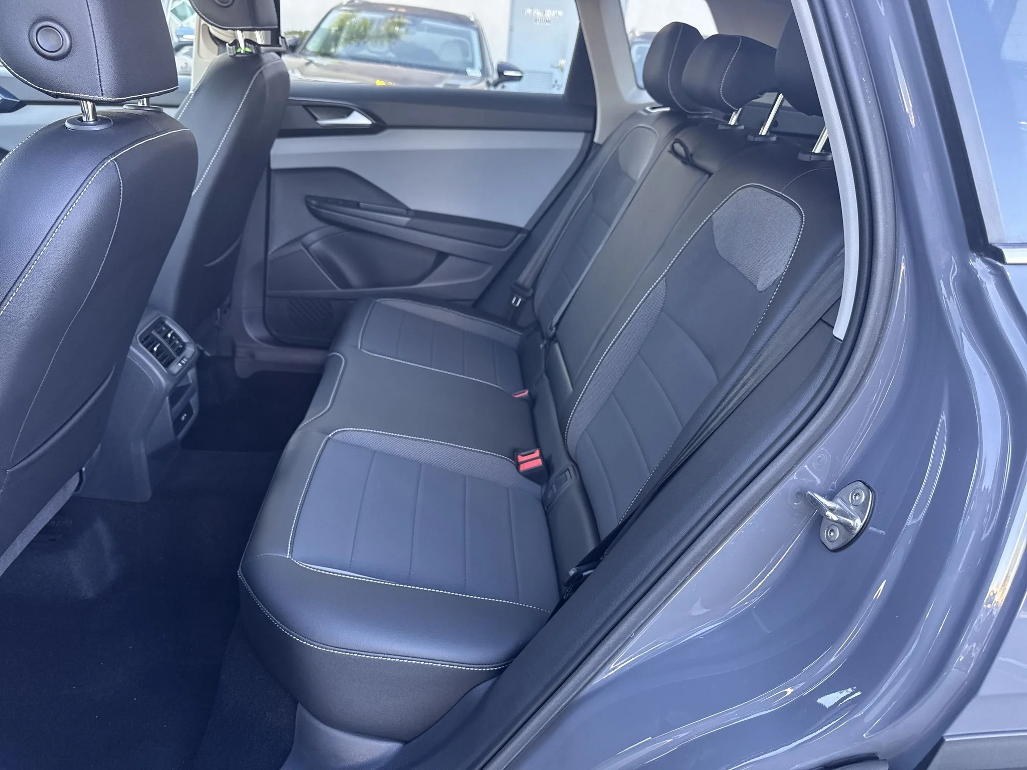 Used 2023 Pure Gray Volkswagen SE image 31