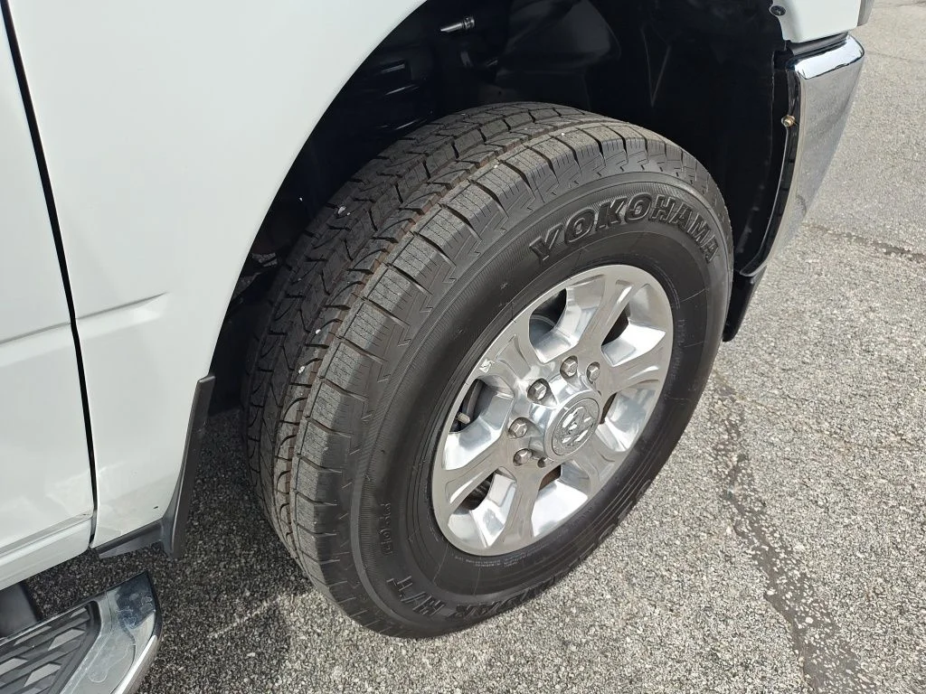 Used 2024 White Ram Big Horn image 12