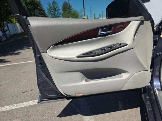 Used 2010 Blue Slate Metallic INFINITI Journey image 15