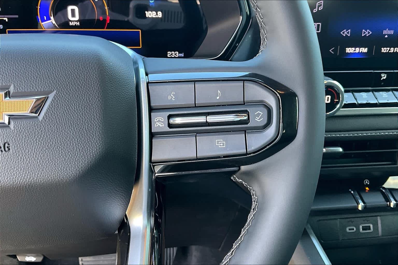 2024 Chevrolet Colorado LT - Photo 24