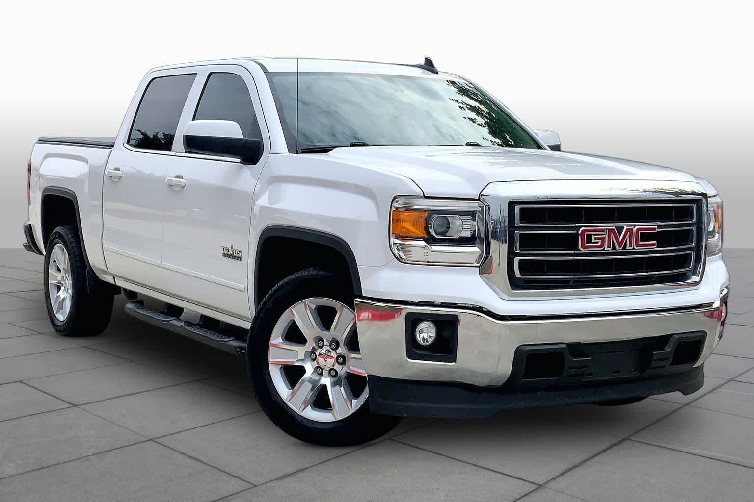 Used 2015 Summit White GMC SLE image 3