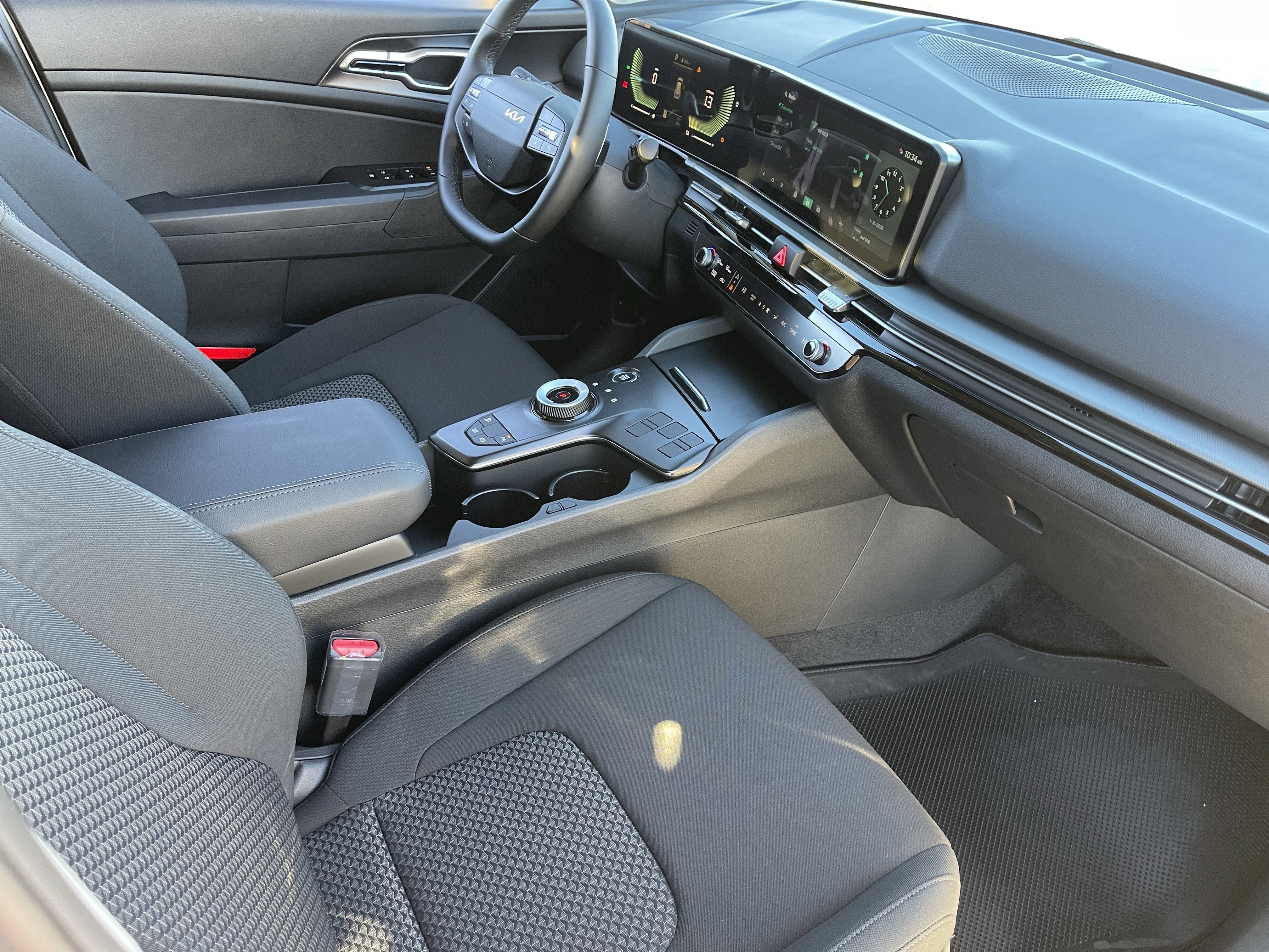 2026 Kia Sportage LX Hybrid - Photo 10
