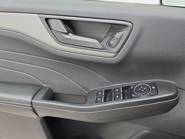 Certified Used 2023 Oxford White Ford Active image 25