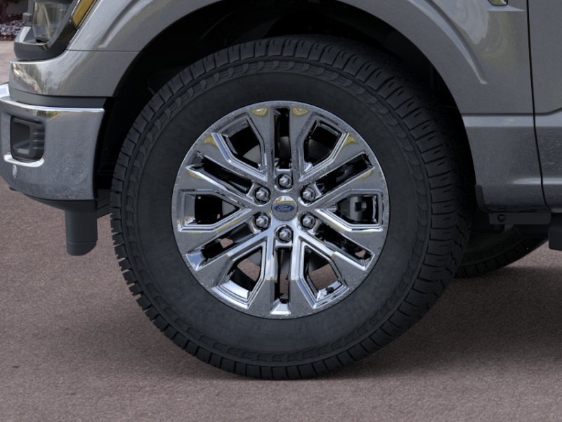 New 2026 Carbonized Gray Metallic Ford XLT image 19
