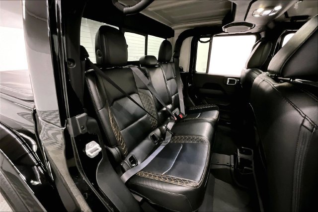 Used 2021 Black Clearcoat Jeep High Altitude image 25